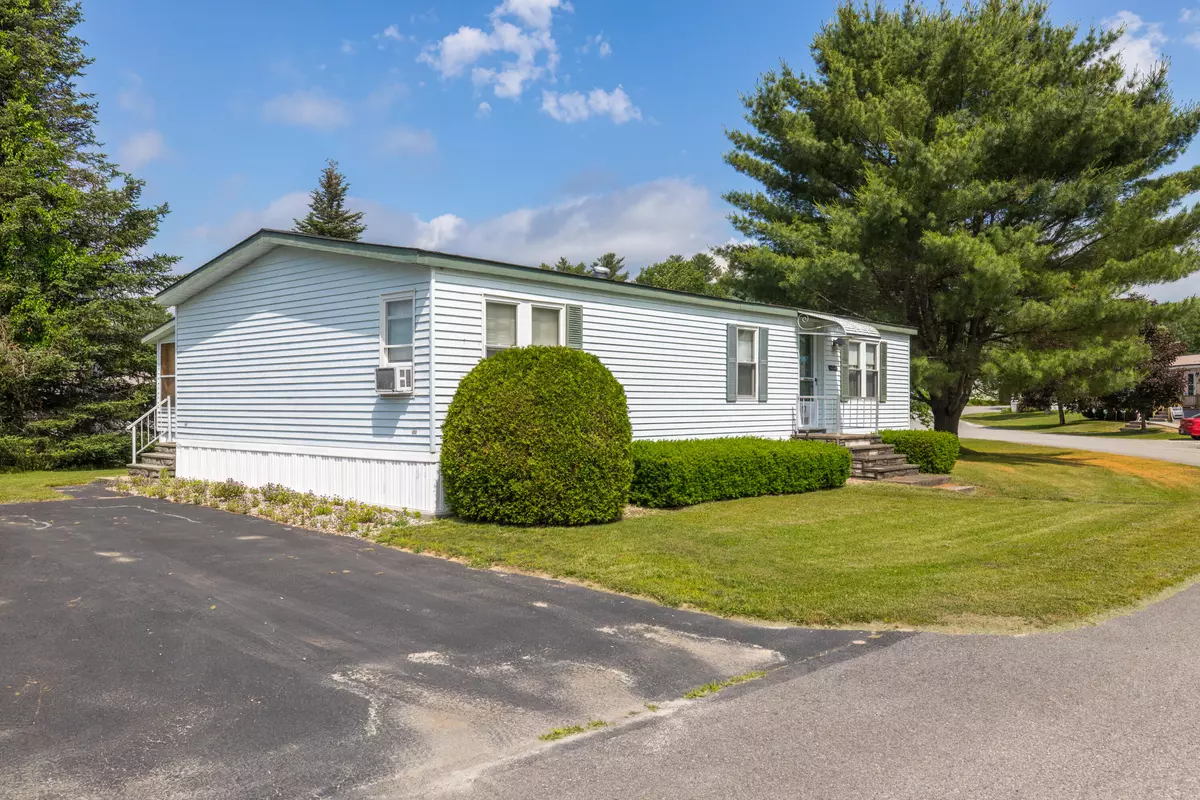 Poland, ME 04274,17 Brook DR