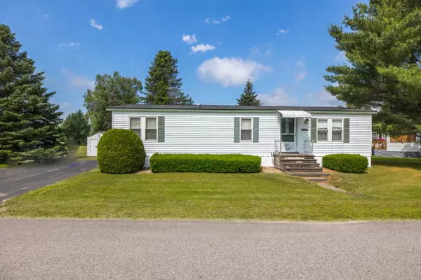 Poland, ME 04274,17 Brook DR