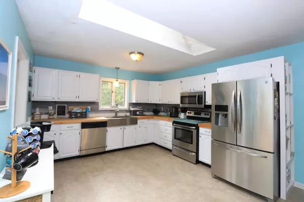 Glenburn, ME 04401,29 Beech Grove AVE