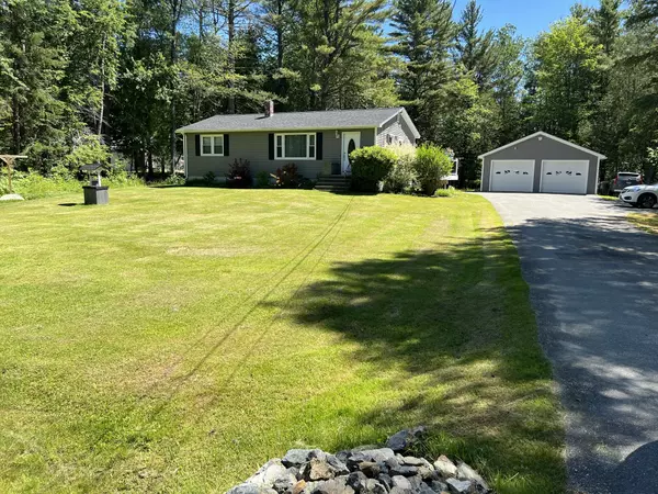 591 York RD, Hermon, ME 04401