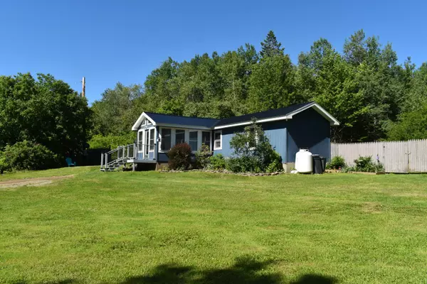 Prentiss Twp T7 R3 Nbpp, ME 04487,990 Tar Ridge RD