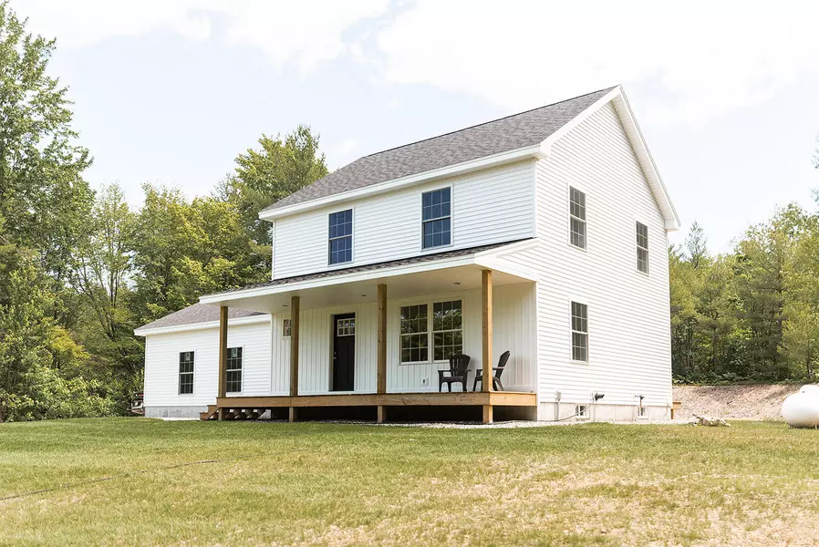 9 Coals RUN, Hiram, ME 04041