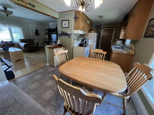 Madawaska, ME 04756,78 Highland ST