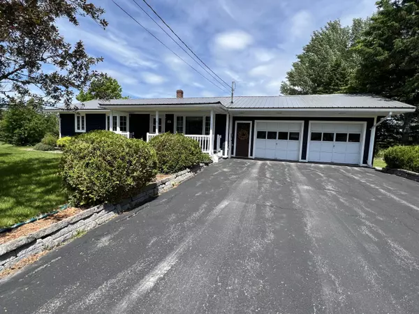 78 Highland ST, Madawaska, ME 04756