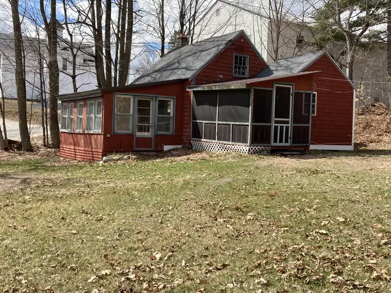 62 Main ST, Hiram, ME 04041