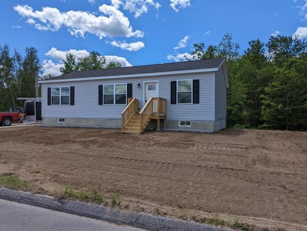 410 High ST, Paris, ME 04281