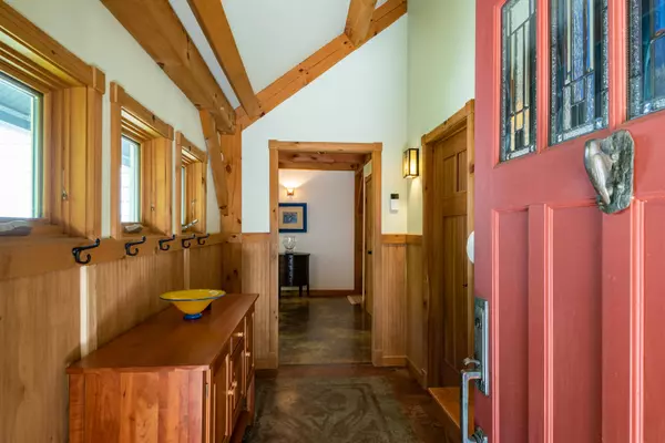 Mount Vernon, ME 04352,654 Belgrade RD