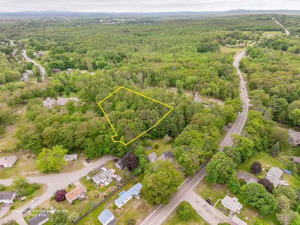 Lisbon, ME 04252,17 Warren CIR