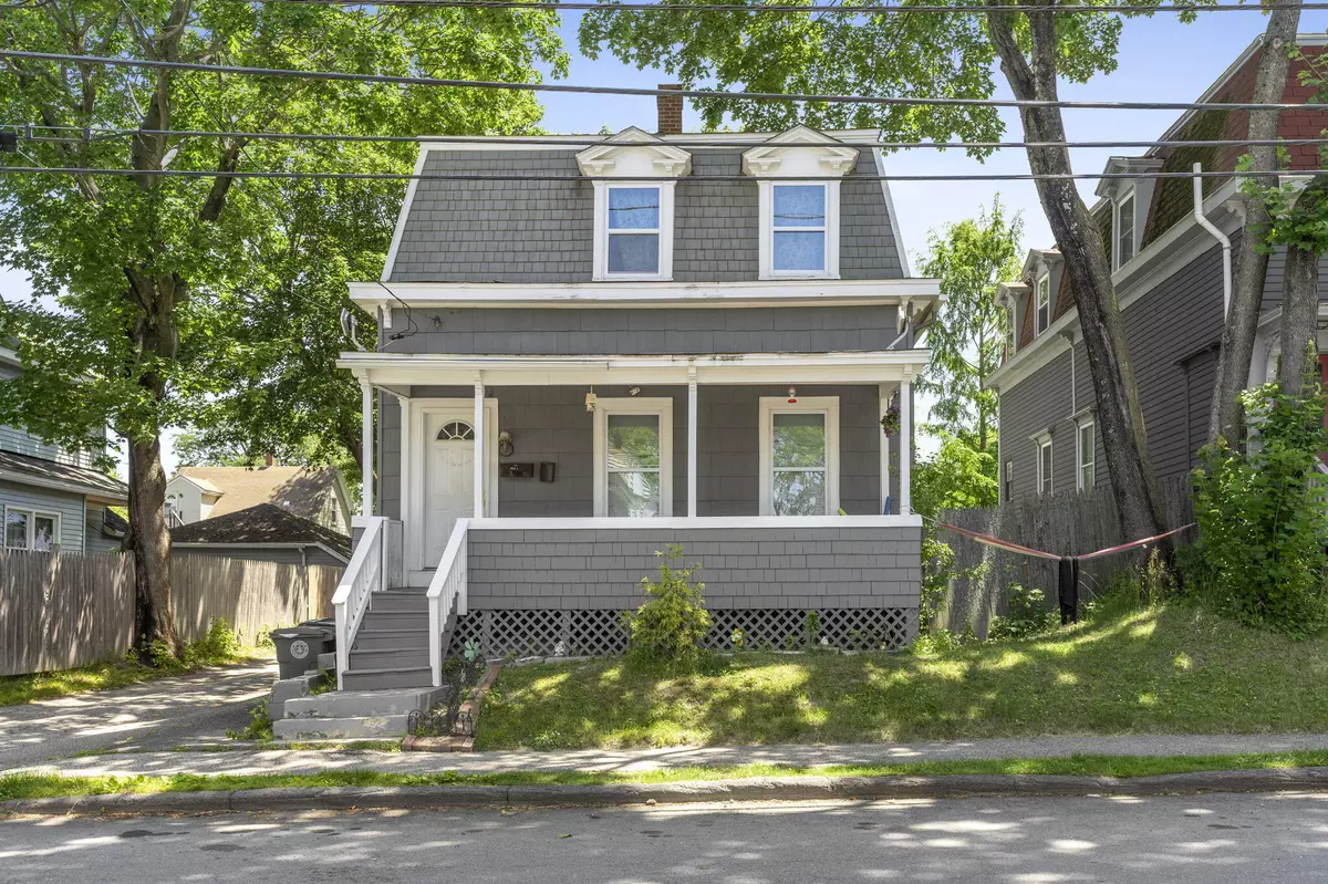 Westbrook, ME 04092,124 Brackett ST