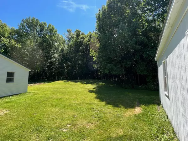 Palmyra, ME 04965,70 Estes AVE