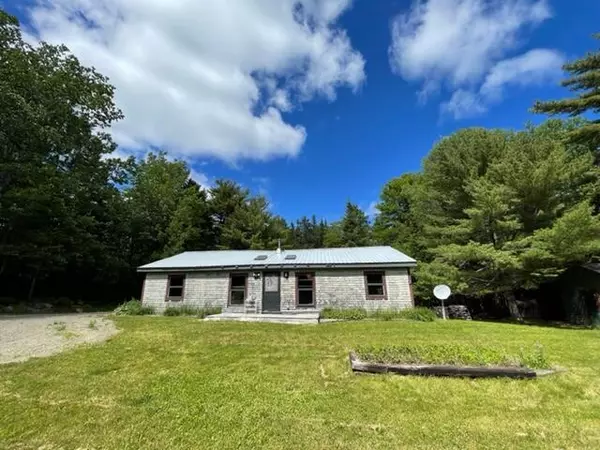 539 King ST, Marion Twp, ME 04628