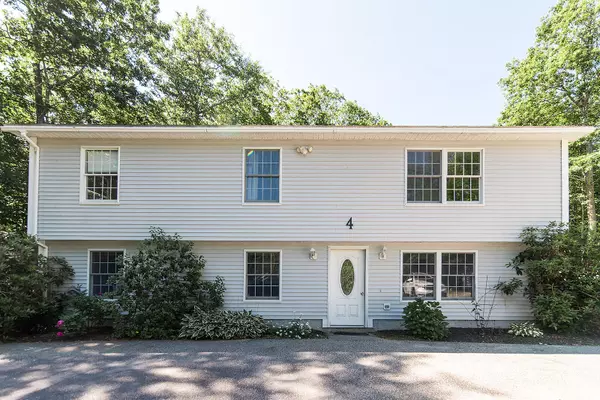 Raymond, ME 04071,4 Baker ST