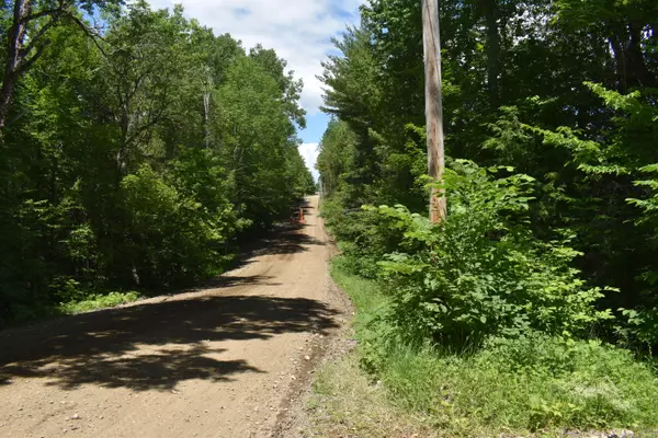 Lee, ME 04455,91 Maxwell RD