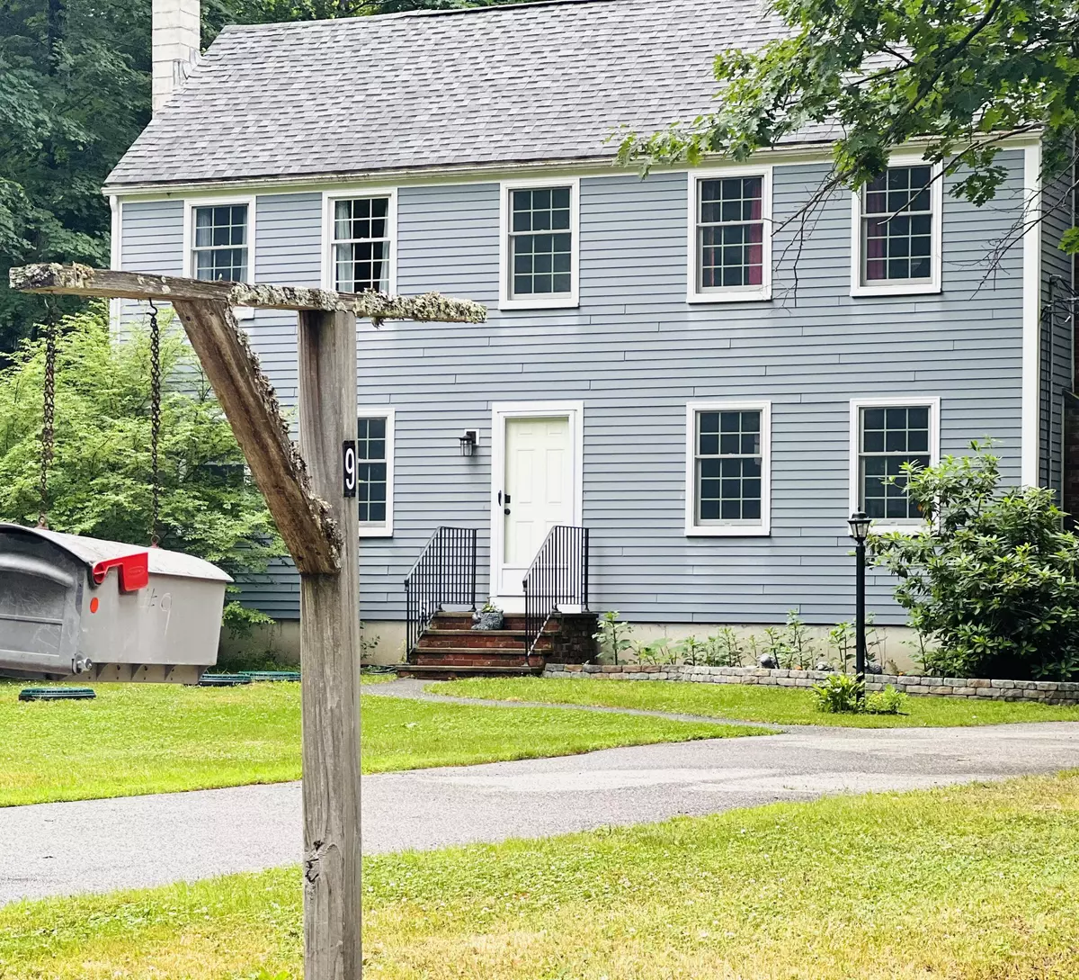 Lyman, ME 04002,9 Desert Brook DR