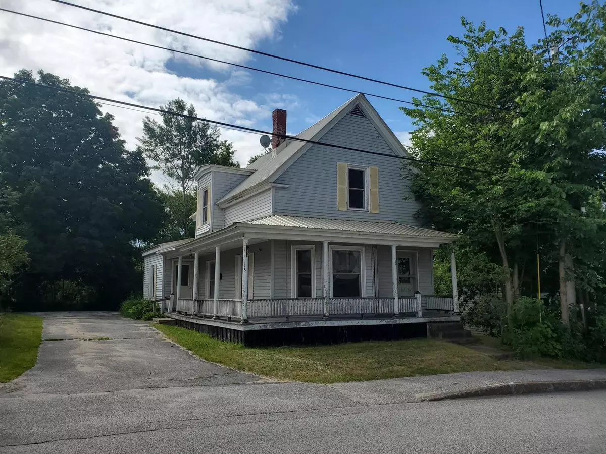 Norway, ME 04268,15 Marston ST