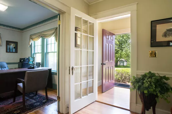 Newcastle, ME 04553,24 Mills RD