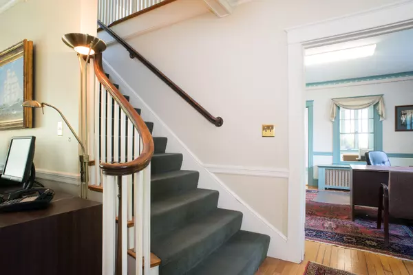 Newcastle, ME 04553,24 Mills RD