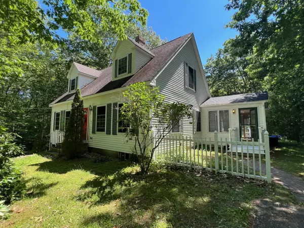 30 Heath RD, Nobleboro, ME 04555