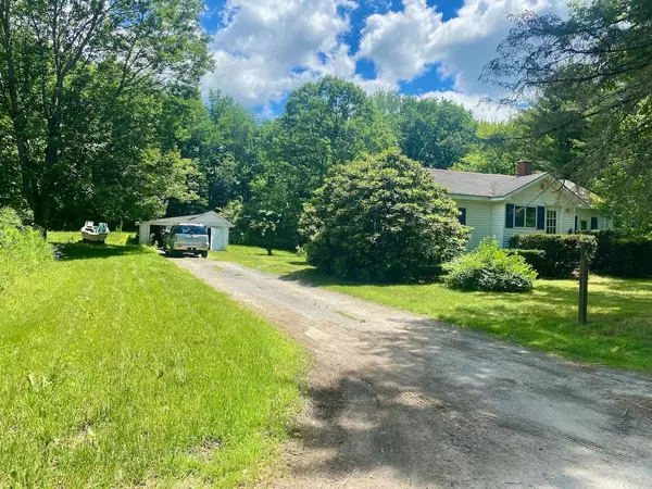 Monmouth, ME 04259,44 New ST