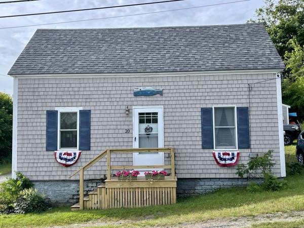 20 Clark ST, Eastport, ME 04631