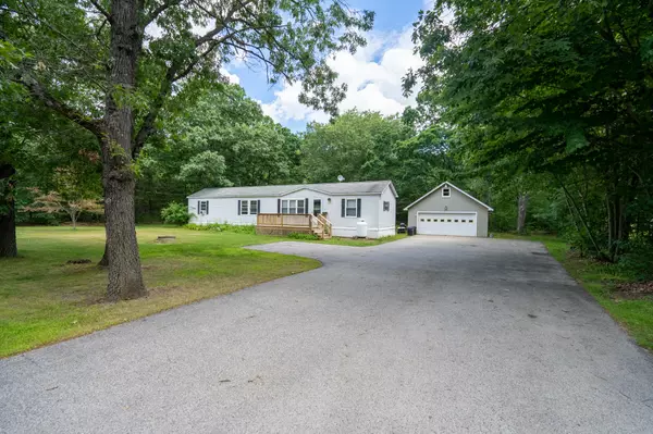 257 Kennebunk Pond RD, Lyman, ME 04002