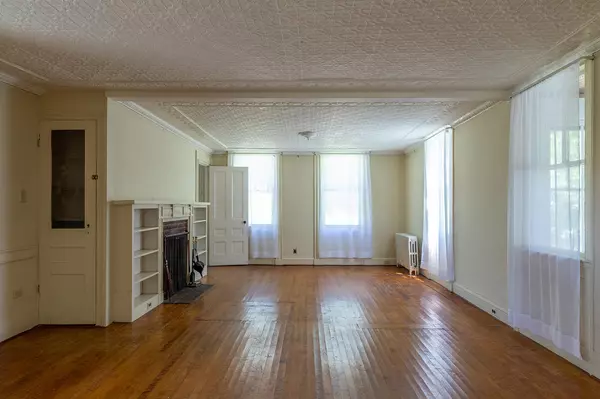 Waldoboro, ME 04572,211 Jefferson ST