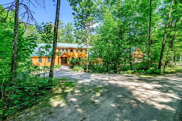 Greenwood, ME 04255,98 Spruce LN