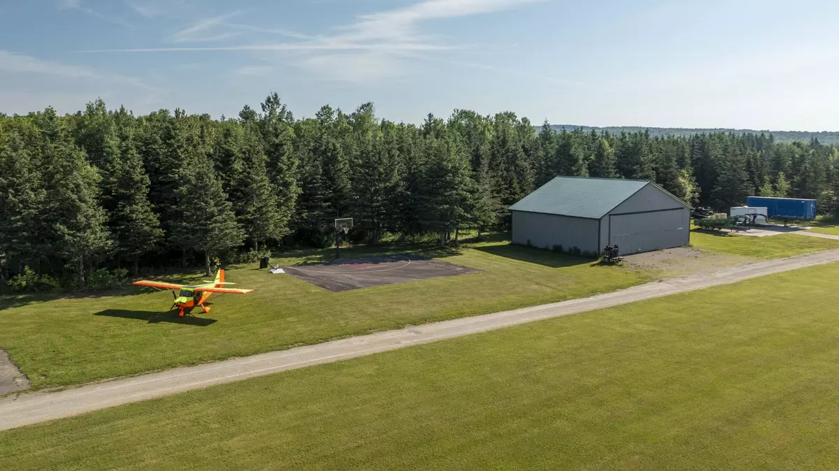 Patten, ME 04765,53 North RD