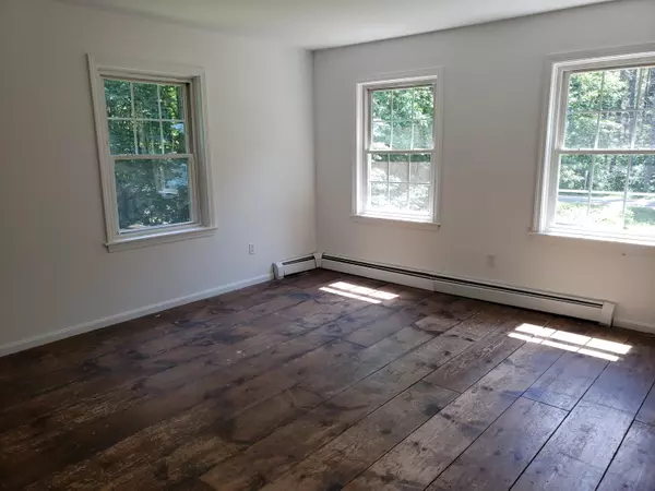 Poland, ME 04274,568 Plains RD