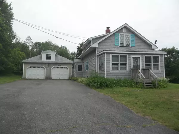 713 Houlton RD, Baileyville, ME 04694