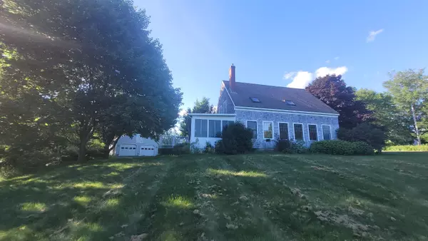 101 Middle ST, Stockton Springs, ME 04981