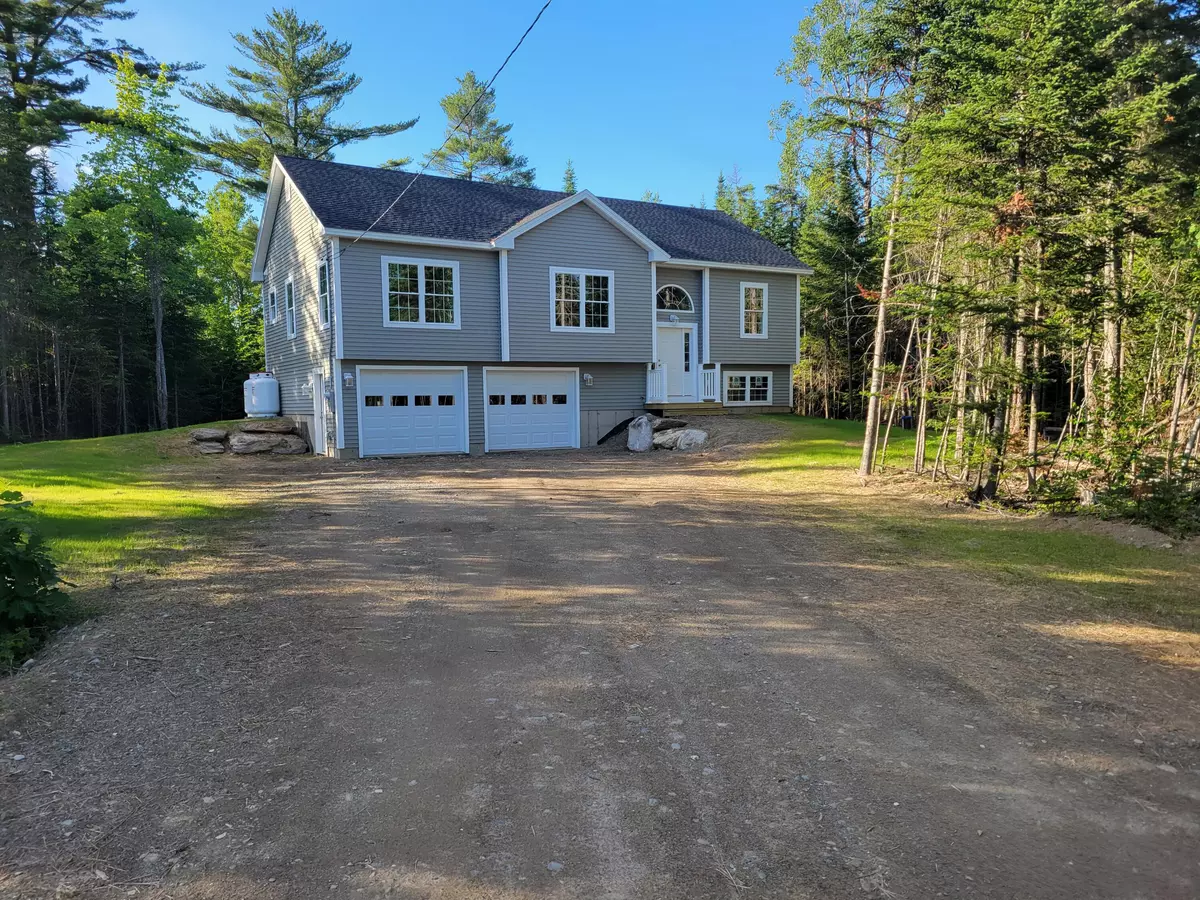 Hermon, ME 04401,2067 Cedar Brook DR