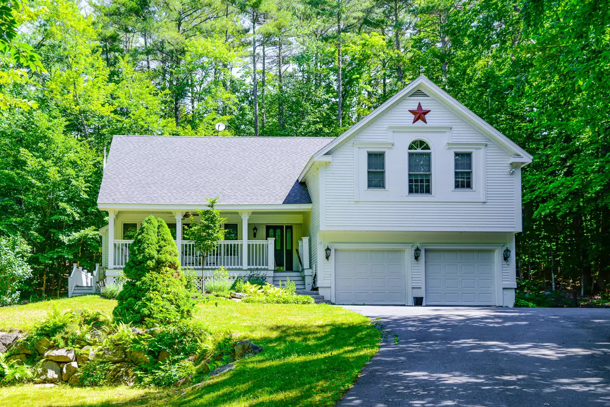 Naples, ME 04055,17 Granite RD