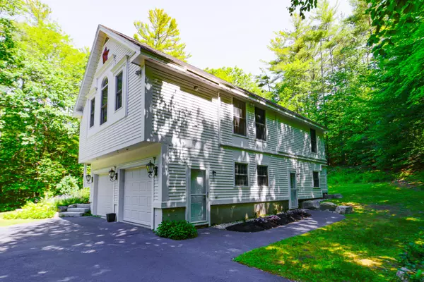 Naples, ME 04055,17 Granite RD