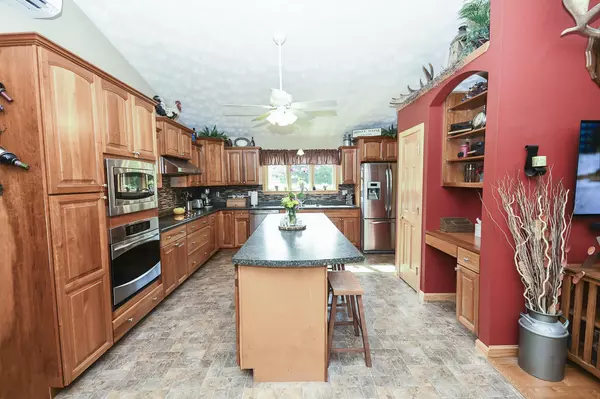 Sidney, ME 04330,3274 Middle RD