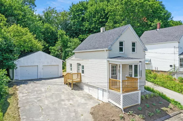 65 Newbury ST, Auburn, ME 04210