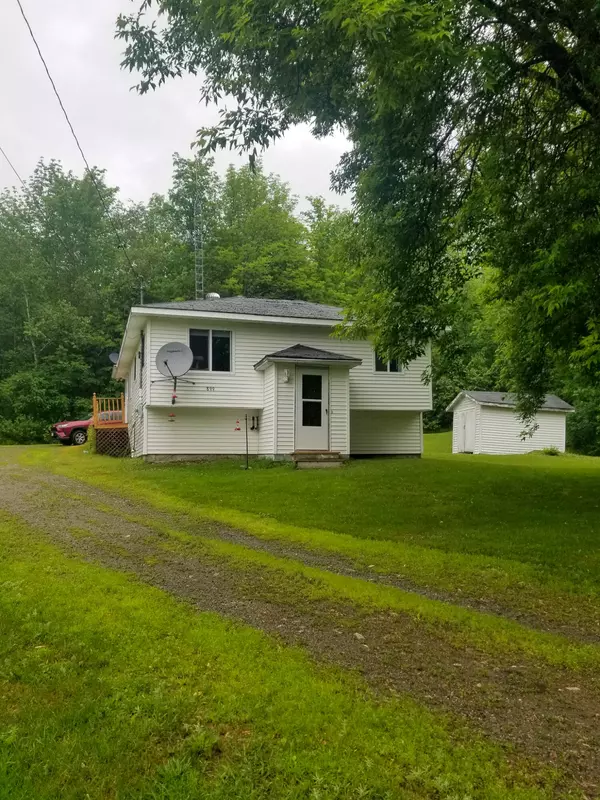 899 Medway Road, Medway, ME 04460