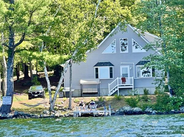 26 South Shore RD, Lake View Plt, ME 04463