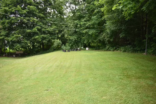 Winthrop, ME 04364,32 Clark ST