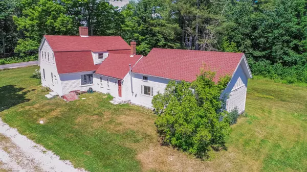 North Yarmouth, ME 04097,493 New Gloucester RD