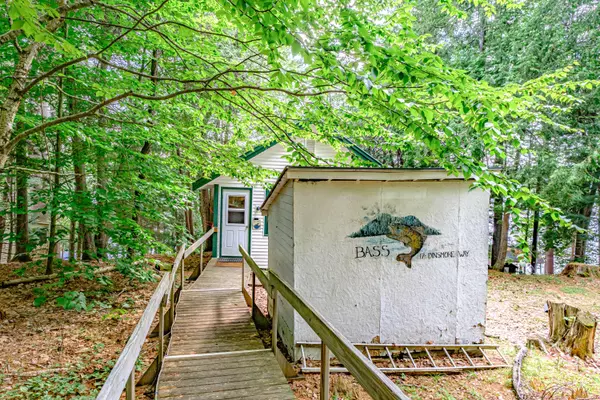 Norway, ME 04268,17 Dinsmore WAY