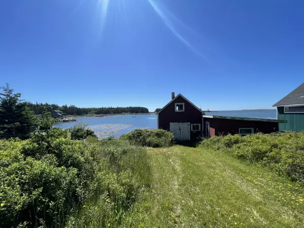 Vinalhaven, ME 04863,5 Narrows Island RD