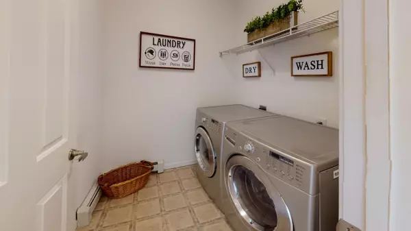 Waterville, ME 04901,36 Pleasant Hill DR