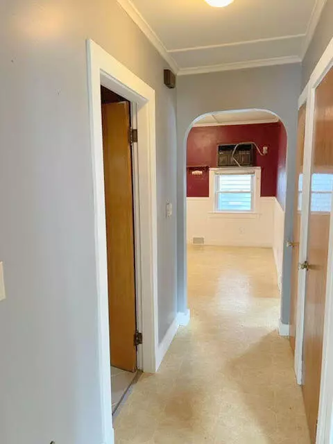 Waterville, ME 04901,17 Francis ST