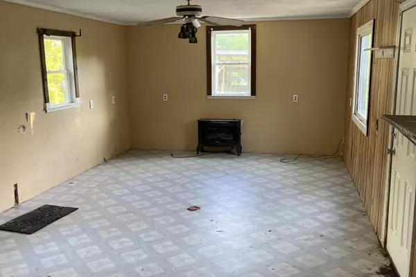 Wiscasset, ME 04578,8 Hurricane Hill Pass RD