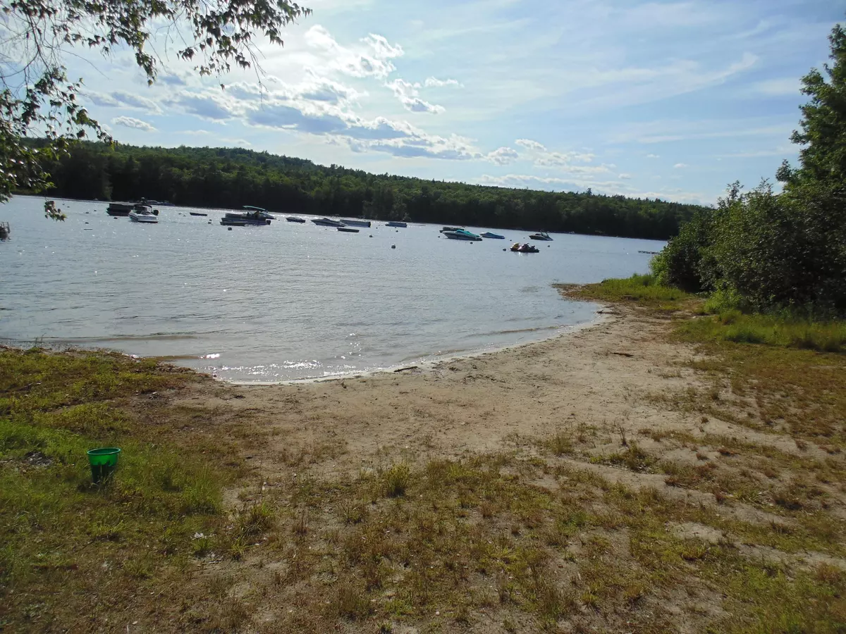 Naples, ME 04055,23 Hickory DR