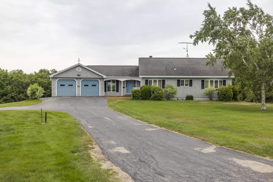 188 P Ridge RD, Readfield, ME 04355