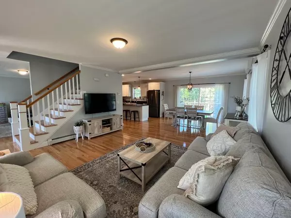 Hermon, ME 04401,60 Pendleton DR