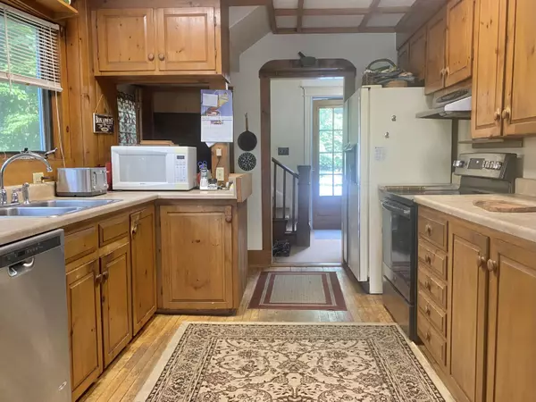 Limerick, ME 04048,11 Washington ST