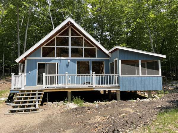 14 Blueberry LN, Frye Island, ME 04071